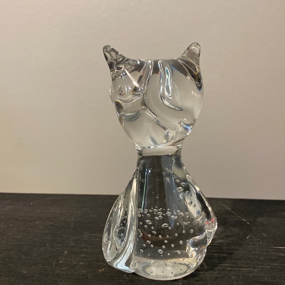 Vintage Owl Controlled Bubble Paperweight - Picture 4 of 6